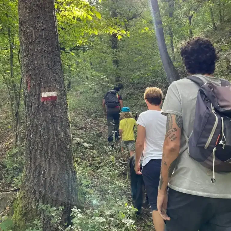 Escursioni Abruzzo Facili: 4 Itinerari Perfetti per Tutti